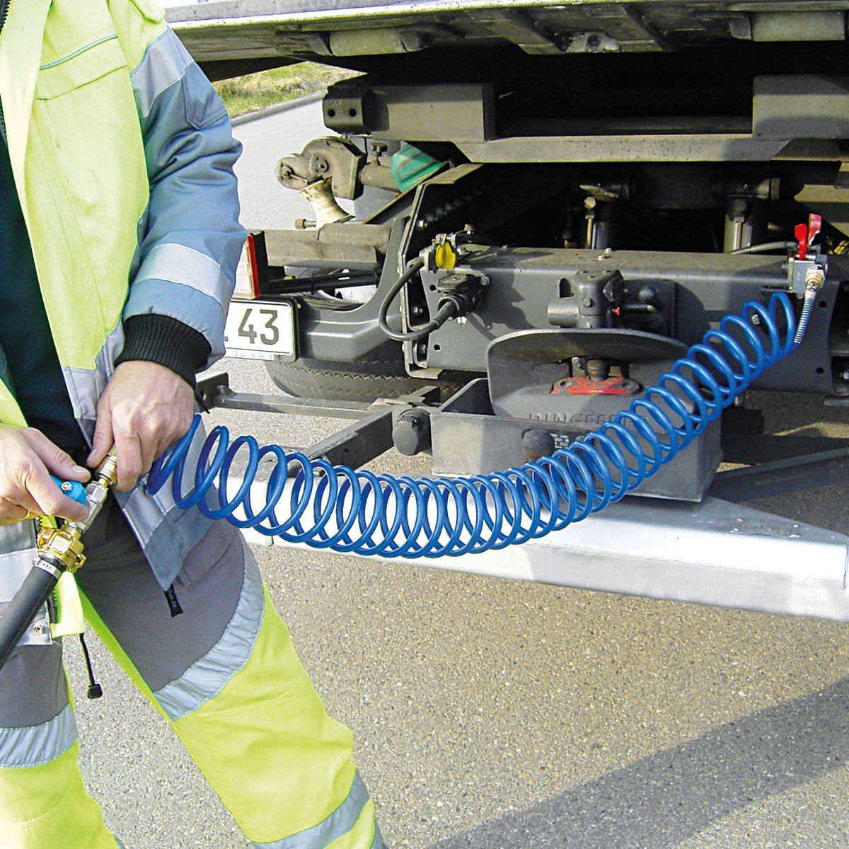 Wendelschlauch für Lkw-Anschluss